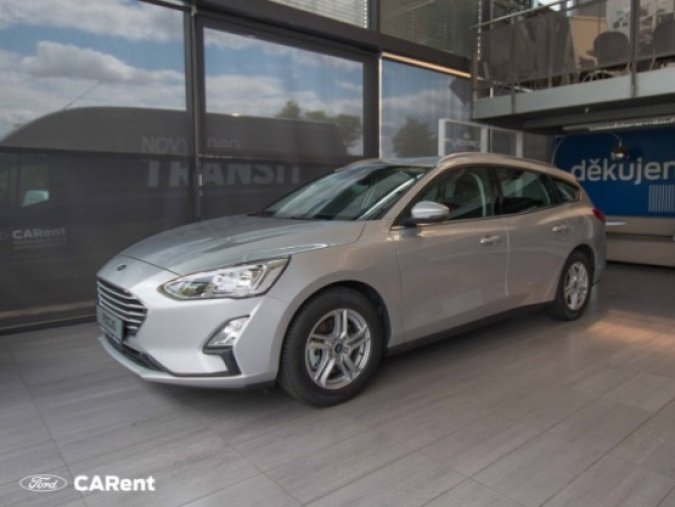 Ford Focus, 1.0 EcoBoost, barva stříbrná