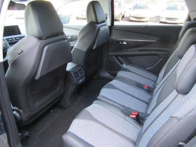 Peugeot 5008, ALLURE 1.2 Puretech 130k MAN6, barva modrá