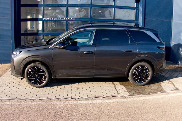 Peugeot 5008, Peugeot 5008 ALLURE Hybrid 145 e-DCS6 7 míst, barva šedá