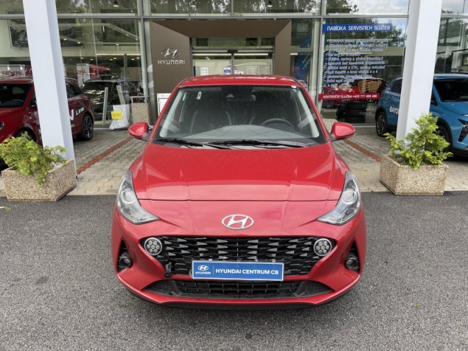 Hyundai i10, 1,0i 5 st. manuální, barva červená
