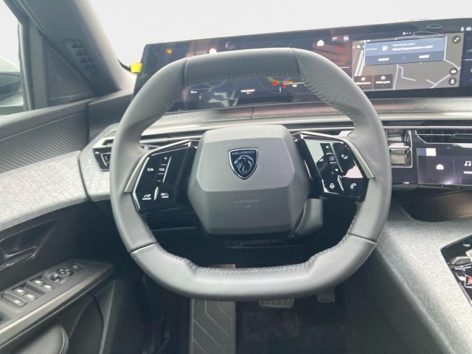 Peugeot 3008, Peugeot 3008 ALLURE Hybrid 136 e-DCS6, barva modrá