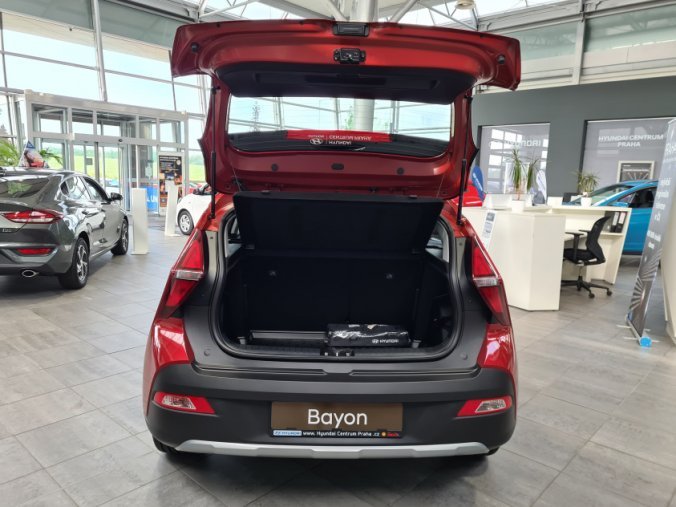 Hyundai Bayon, 1,2 DPI 5 st. manuální, barva červená