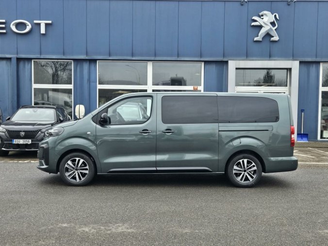 Peugeot Traveller, Peugeot Traveller Long ALLURE 2.0 BHDi 180k EAT8, barva zelená