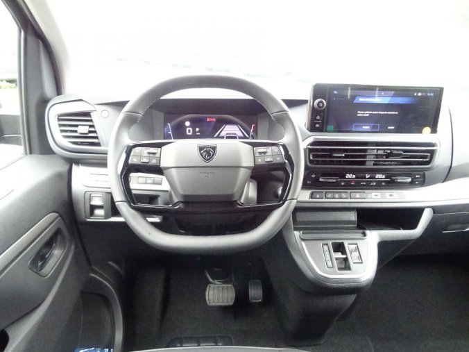 Peugeot Traveller, Peugeot Traveller Allure Long 2.0 BHDi 180k EAT8, barva zelená