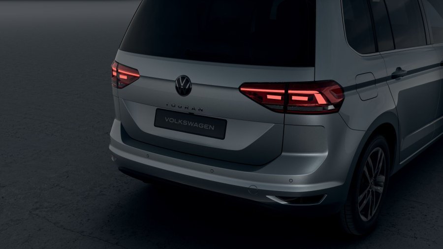 Volkswagen Touran, Touran People 1,5 TSI EVO2 6G, barva stříbrná