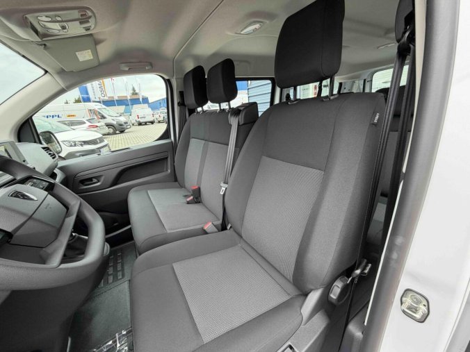 Peugeot Expert, Peugeot Expert Combi L3 2.2 BlueHDi 150 MAN6, barva bílá