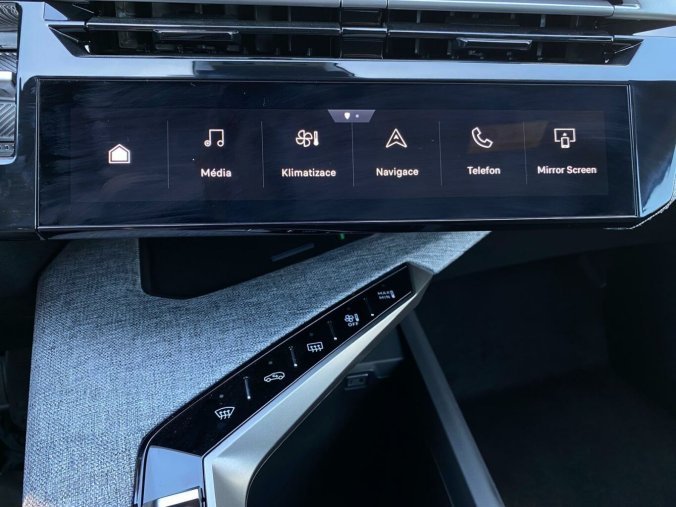 Peugeot 5008, Peugeot 5008 ALLURE Hybrid 145 e-DCS6, barva šedá