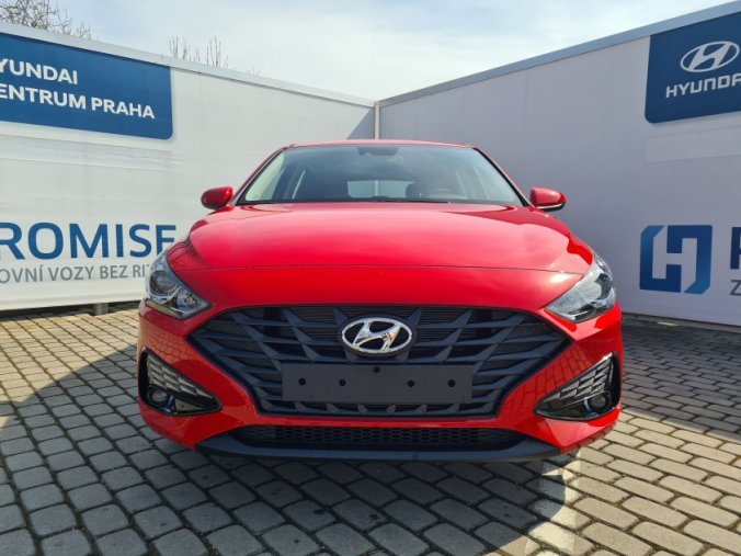 Hyundai i30, 1,5i 81 kW MT, barva bílá