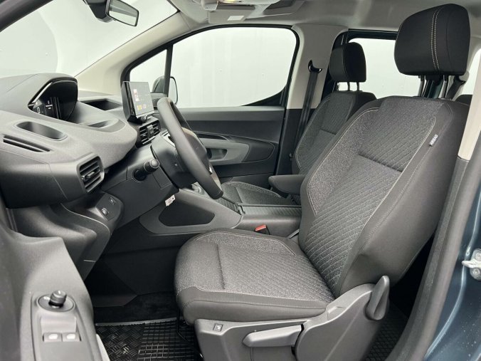 Peugeot Rifter, Peugeot Rifter ALLURE 1,5 BlueHDi S&S MAN6, barva modrá