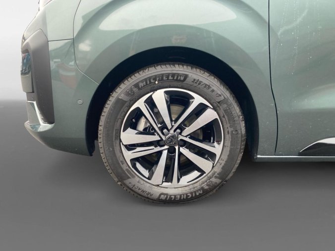 Peugeot Traveller, Peugeot Traveller Allure Long 2.0 BlueHDi 180, barva zelená