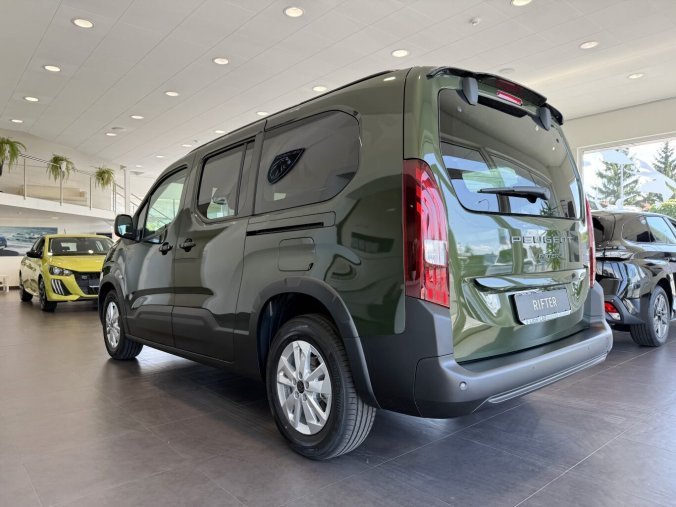 Peugeot Rifter, Peugeot Rifter ALLURE LONG 130k, 7míst, Winter, barva zelená