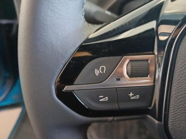 Peugeot 2008 - Peugeot 2008 ALLURE 1.2 PureTech 100k
