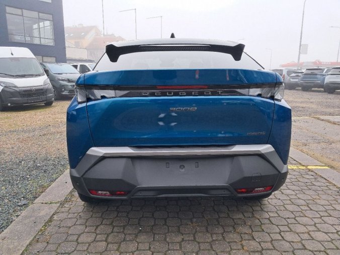 Peugeot 3008, Peugeot 3008 3008 GT Hybrid 145 e-DCS6, barva modrá