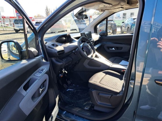 Peugeot Rifter, Peugeot Rifter LONG ALLURE BlueHDi 130 S&, barva modrá