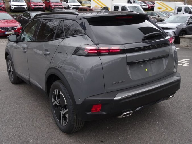 Peugeot 2008, Peugeot 2008 GT Elektromotor 115 kW / 156 k (Baterie 54 kWh), barva šedá