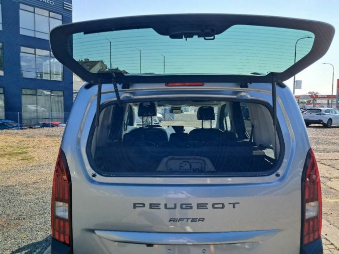 Peugeot Rifter, Peugeot Rifter GT BlueHDi 130 S&S EAT8, barva šedá