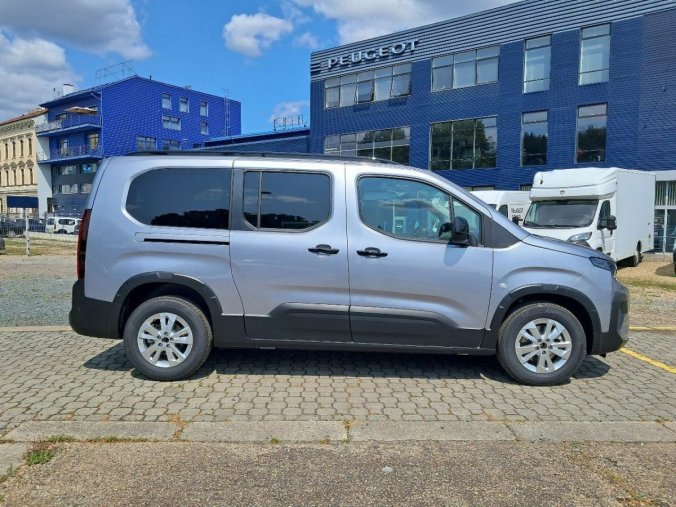 Peugeot Rifter, Peugeot Rifter LONG ALLURE BlueHDi 130 S&, barva šedá
