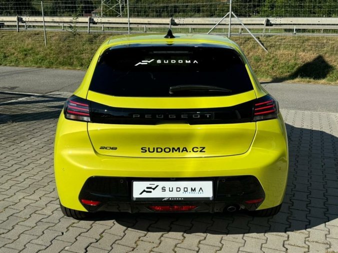 Peugeot 208, Peugeot 208 ALLURE PureTech 100 S&S MAN6, barva zlatá