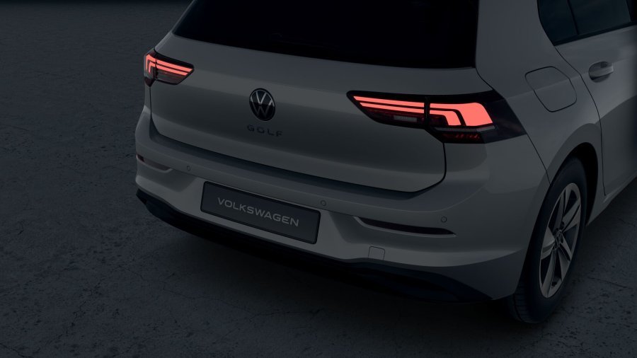 Volkswagen Golf, Golf Limited 1,5 TSI 85 kW 6G, barva bílá