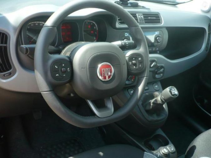 Fiat Panda, 4x4 0.9 twinAir Wild, barva oranžová