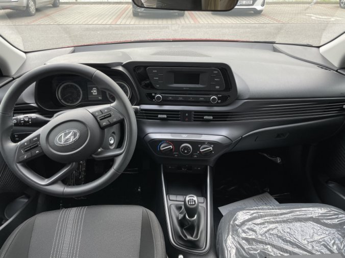 Hyundai i20, 1,2 DPI 5 st. manuální, barva červená