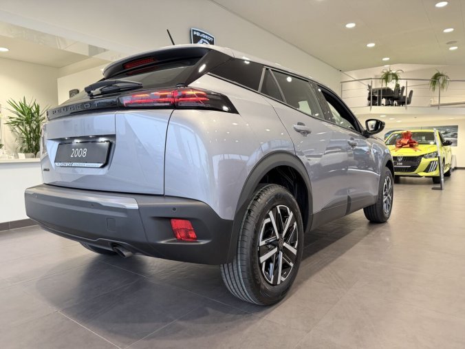 Peugeot 2008, Peugeot 2008 STYLE 100 koní, 7let záruka, barva šedá