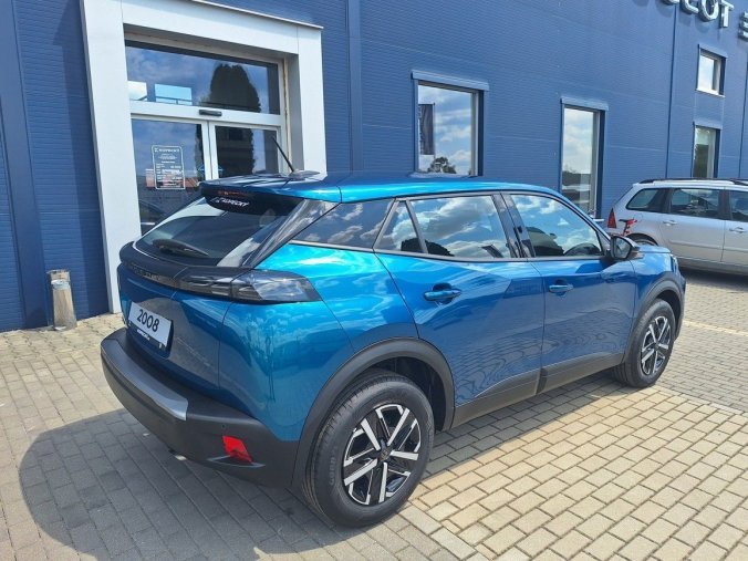 Peugeot 2008, Peugeot 2008 STYLE PureTech 100 M6, barva modrá