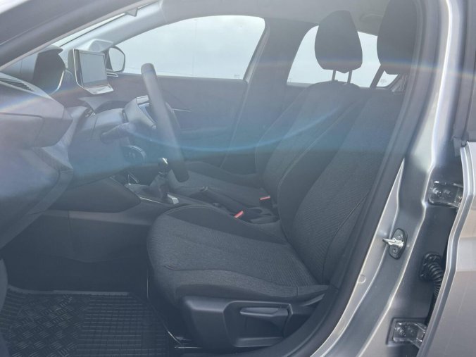 Peugeot 208, Peugeot 208 STYLE S&S MAN6 1,2 PureTech, barva šedá