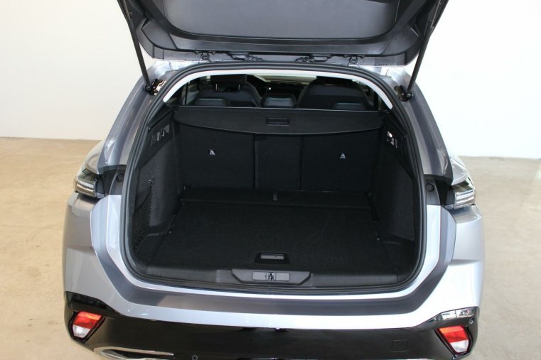 Peugeot 308, Peugeot 308 SW ALLURE Hybrid 136 e-DCS, barva šedá