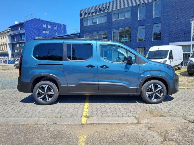 Peugeot Rifter, Peugeot Rifter LONG GT BlueHDi 130 S&S EA, barva modrá