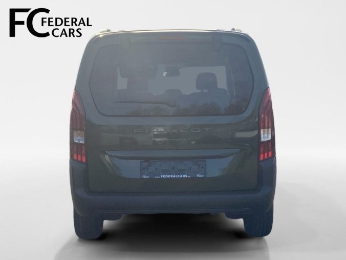 Peugeot Rifter, Peugeot Rifter LONG ALLURE BlueHDi 130  MAN6, barva zelená