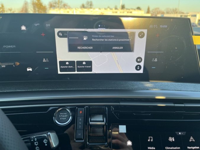 Peugeot 5008, Peugeot 5008 GT Hybrid 145 e-DCS6, barva modrá