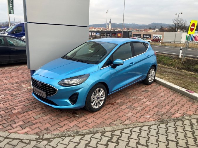 Ford Fiesta, Titanium, 5dveřová, 1,0 EcoBoost Hybrid (mHEV) 92 kW/125 k, 6st. manuální, barva modrá