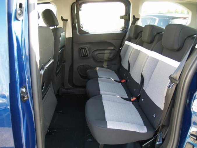 Citroën Berlingo, XL Feel 1,5BHDi 100 7míst, barva modrá