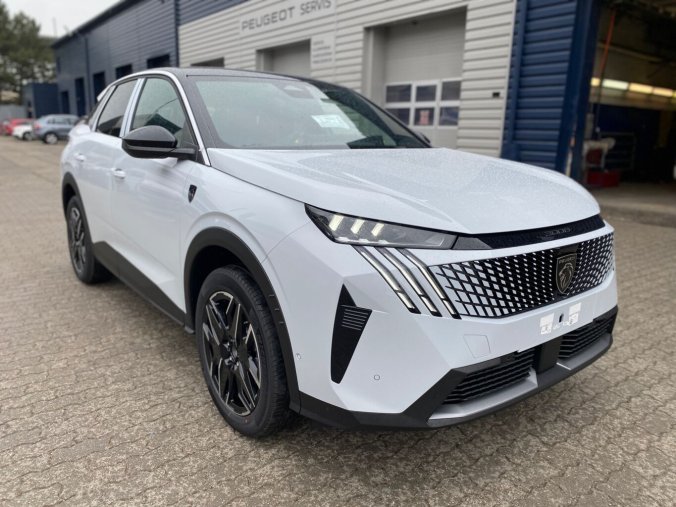 Peugeot 3008, Peugeot 3008 GT Hybrid 145 e-DCS6 - TAŽNÉ, EL SEDAČKY, CELOROČNÍ PNEU - 9663, barva bílá