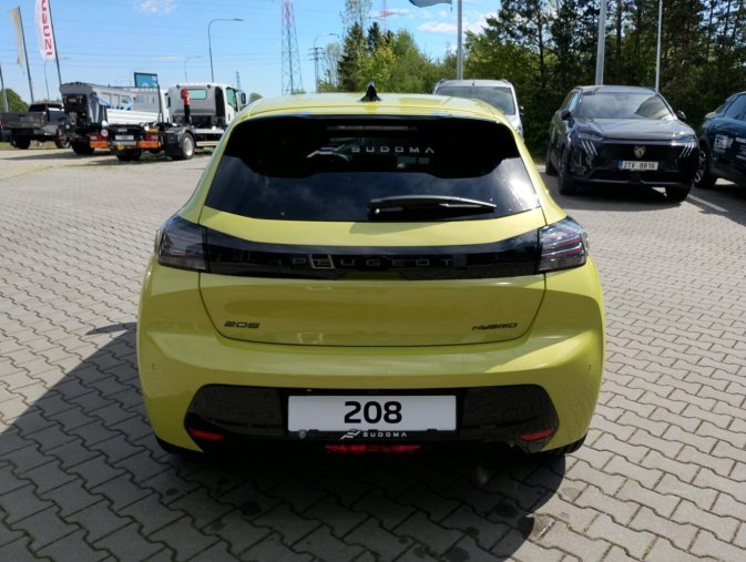 Peugeot 208, Peugeot 208 BUSINESS  Hybrid 110 e-DCS6, barva žlutá