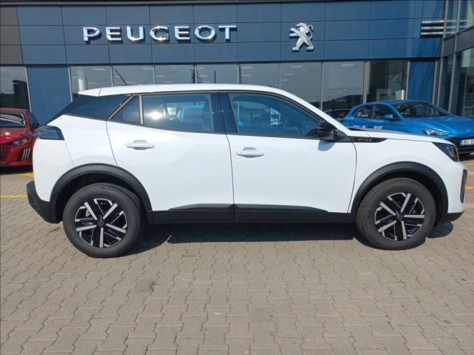 Peugeot 2008, Peugeot 2008 1,2 STYLE Hybrid 145 e-DCS6, barva bílá