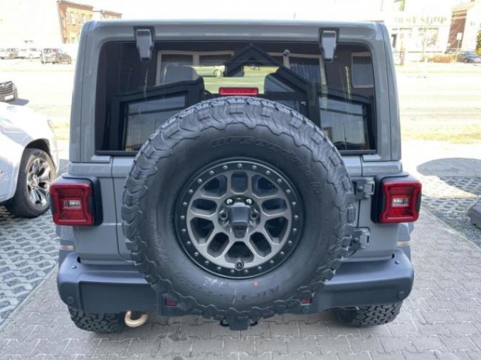 Jeep Wrangler, Unlimited Rubicon 392 RECON, barva šedá