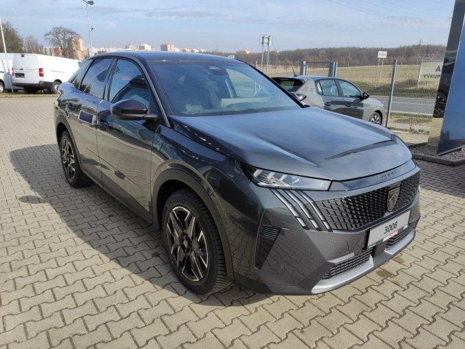 Peugeot 3008, Peugeot 3008 GT 145k AUT HYBRID ALCANTARA, barva šedá