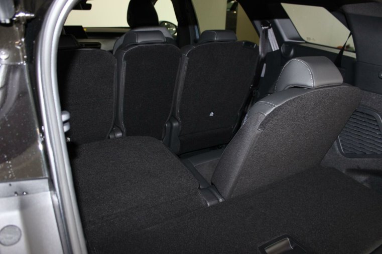 Peugeot 5008, Peugeot 5008 GT Hybrid 136 e-DCS6, barva modrá