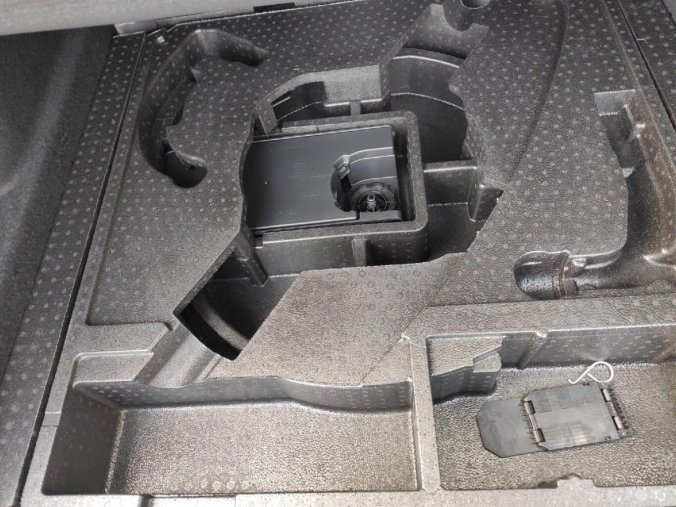 Peugeot 308, Peugeot 308 SW ALLURE NEW 1.5 HDI AUT8, barva šedá