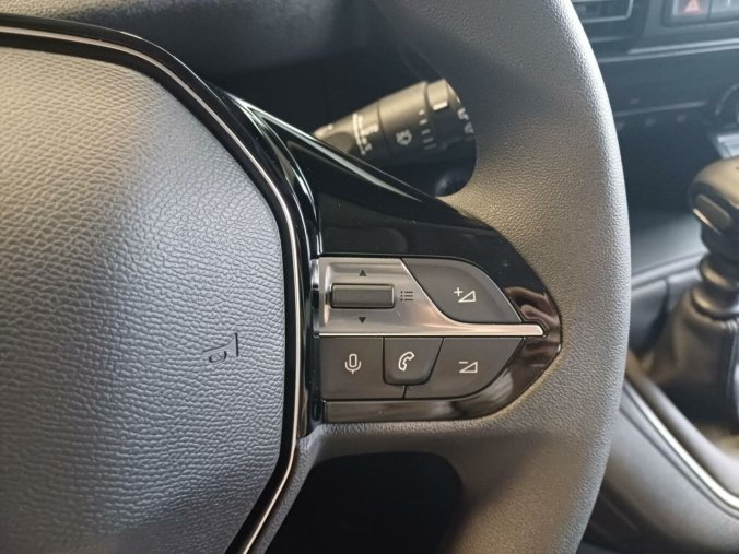 Peugeot Rifter, Peugeot Rifter LONG ACTIVE BlueHDi 100k, barva bílá