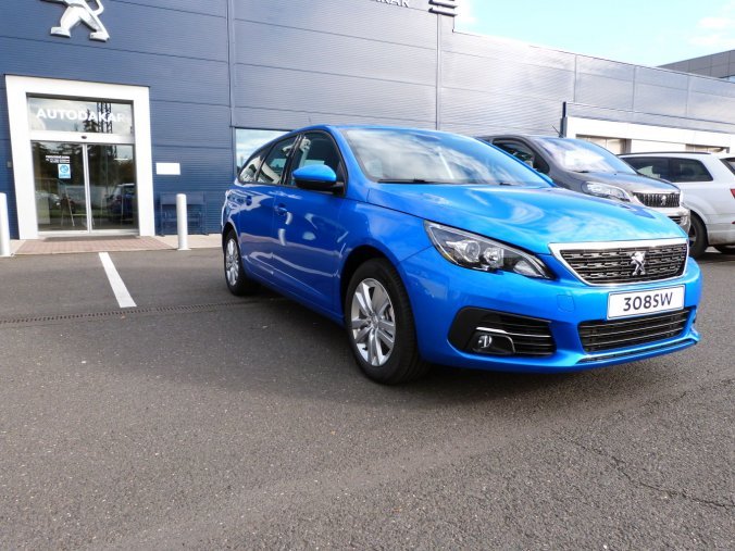 Peugeot 308, SW ACTIVE PACK 1.2 PureTech 110 MAN6 + zimní pneu zdarma, barva modrá