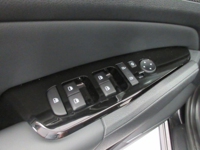 Kia Sportage, 1,6 T-GDi MHEV 4x4 7DCT TOP, barva zelená