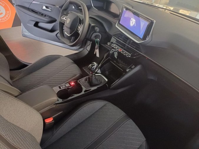 Peugeot 208, Peugeot 208 BUSINESS Turbo 100 MAN6, barva šedá