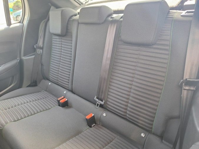 Peugeot 208, Peugeot 208 STYLE 1.2 PT 100K MAN6, barva bílá