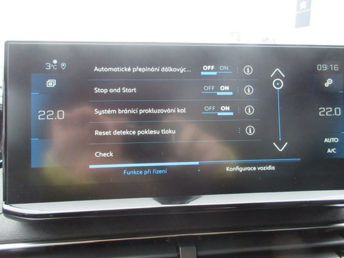 Peugeot 5008, Peugeot 5008 ALLURE BlueHDi 130 S&S EAT 8, barva šedá