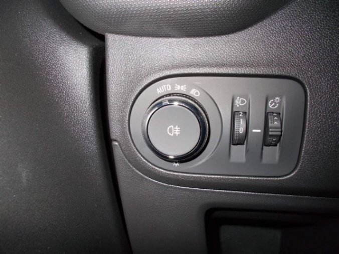 Volvo XC40, T2 1.5L 129 HP AT8 FWD CORE, barva modrá