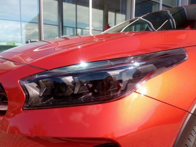 Kia XCeed, 1.5 T-GDi GPF TOP MY23 Face, barva oranžová