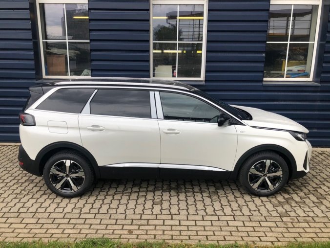 Peugeot 5008, Peugeot 5008 GT BlueHDi 130 S&S EAT8 - 4026, barva bílá